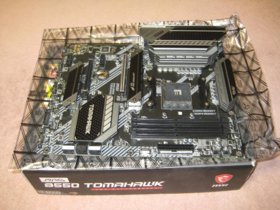MSI B550 TOMAHAWK マザーボード
