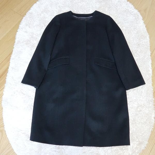 美品■レリアン■大きいサイズ13+■上品なノーカラーミディアム丈のコート■黒■