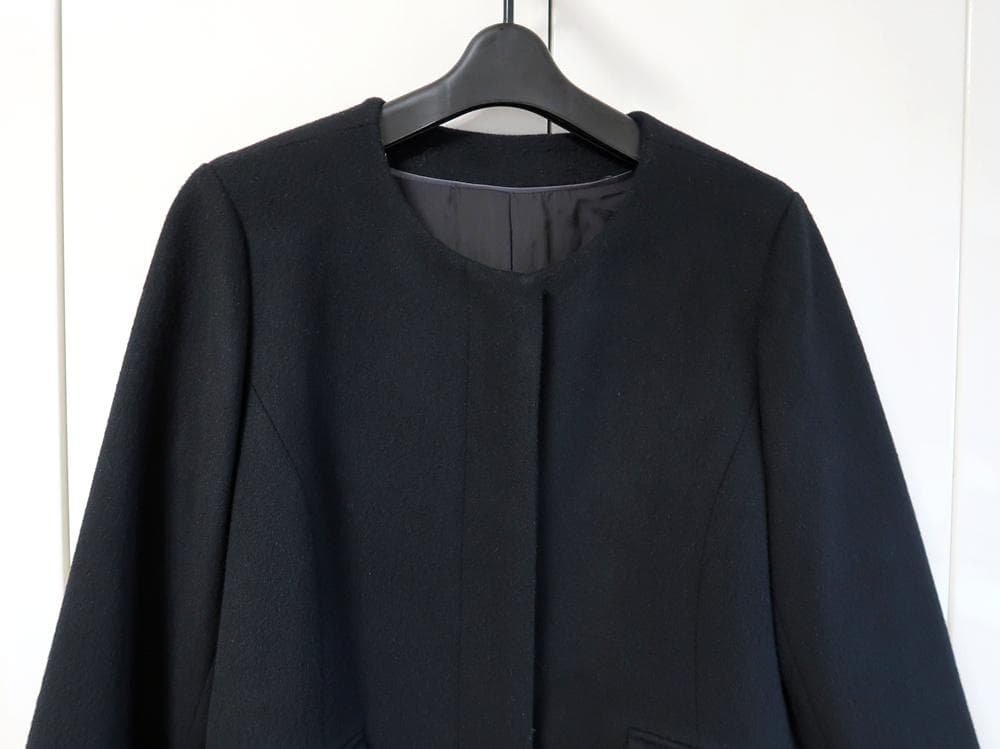 美品■レリアン■大きいサイズ13+■上品なノーカラーミディアム丈のコート■黒■