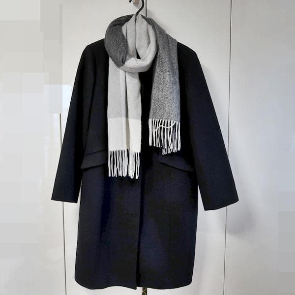 美品■レリアン■大きいサイズ13+■上品なノーカラーミディアム丈のコート■黒■