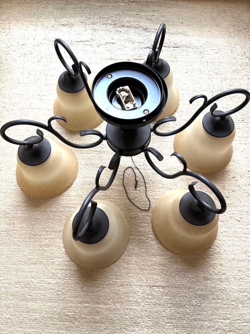 アンティーク調　シャンデリア　ライト