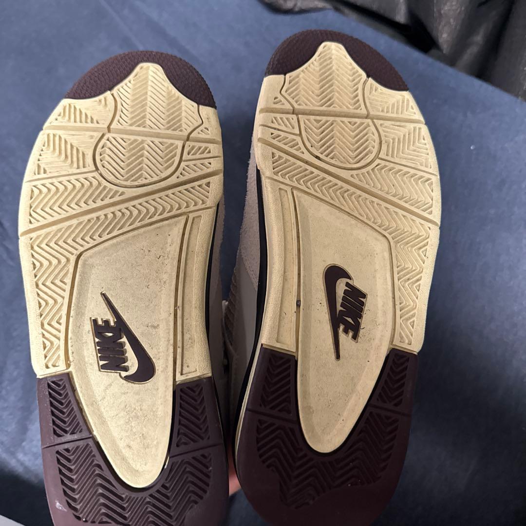 Air Jordan 4 アママニエール