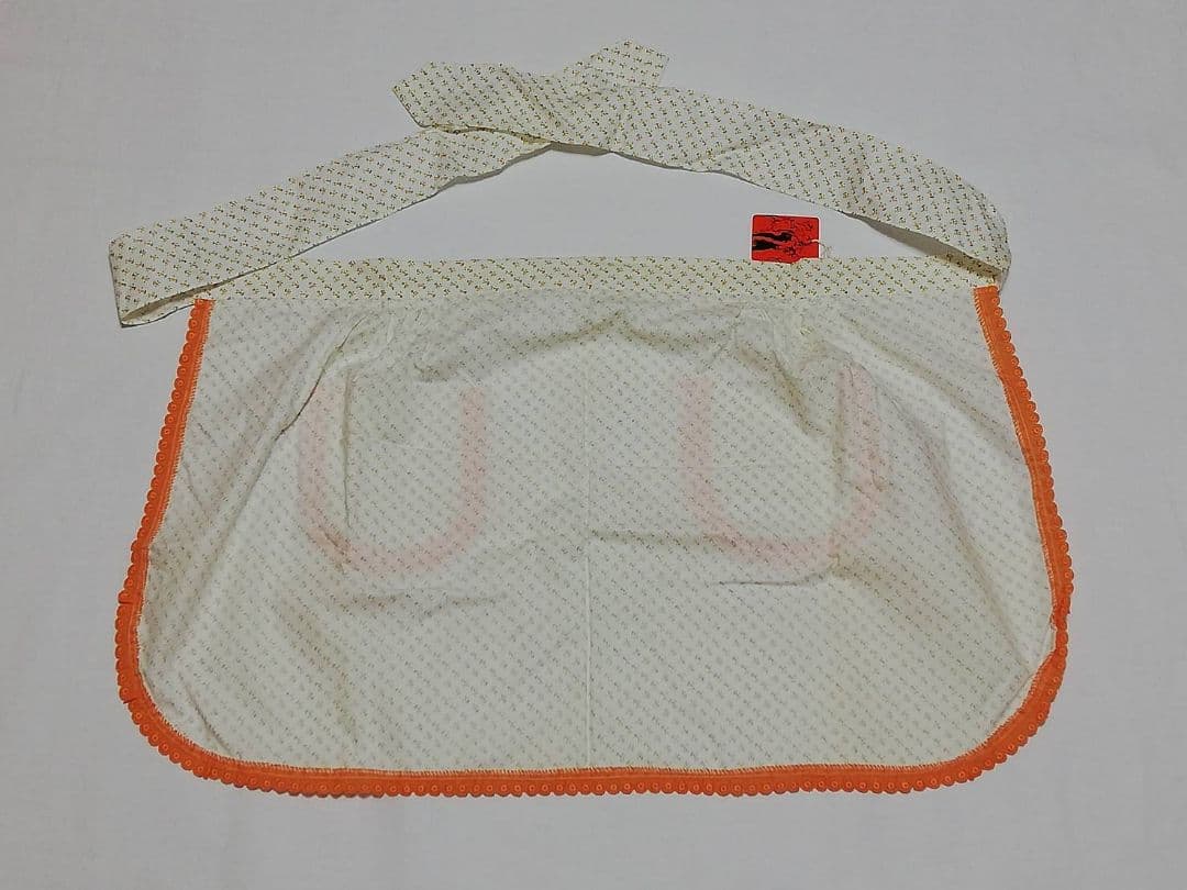 昭和レトロ 当時ものエプロン 小さめエプロン 三越百貨店 当時物 台所レトロ雑貨