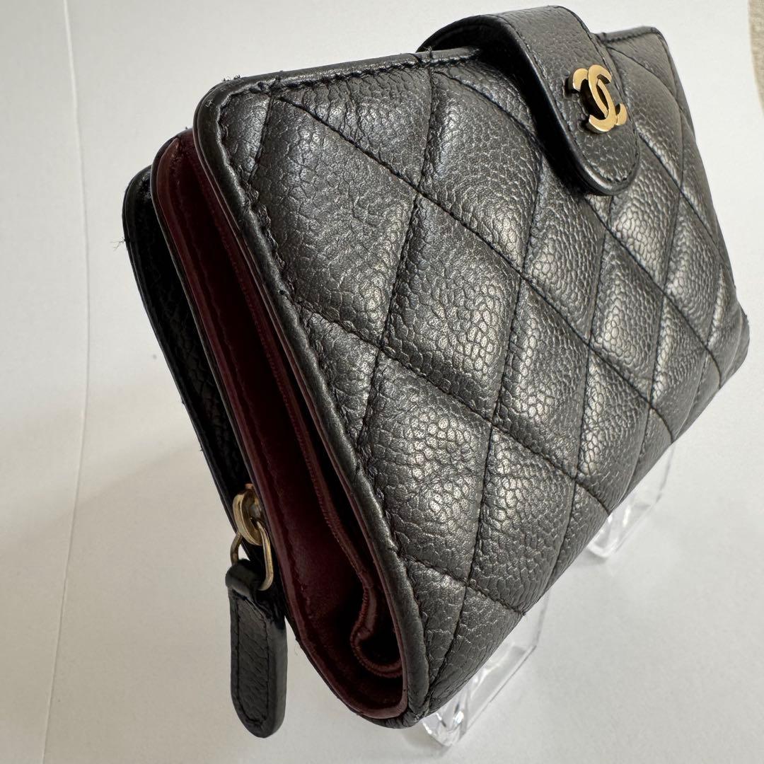 CHANEL シャネル 二つ折り財布 マトラッセ キャビアスキン ココマーク