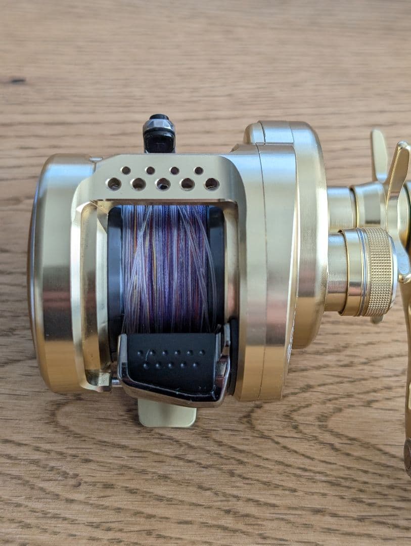 美品　機関良好　オシアコンクエスト　200HG ハンドル　PE付き　付属品完備