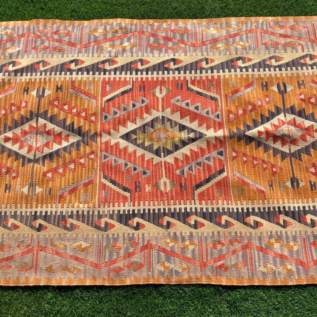 キリム　オールドキリム　トライバルラグ　 104×197cm