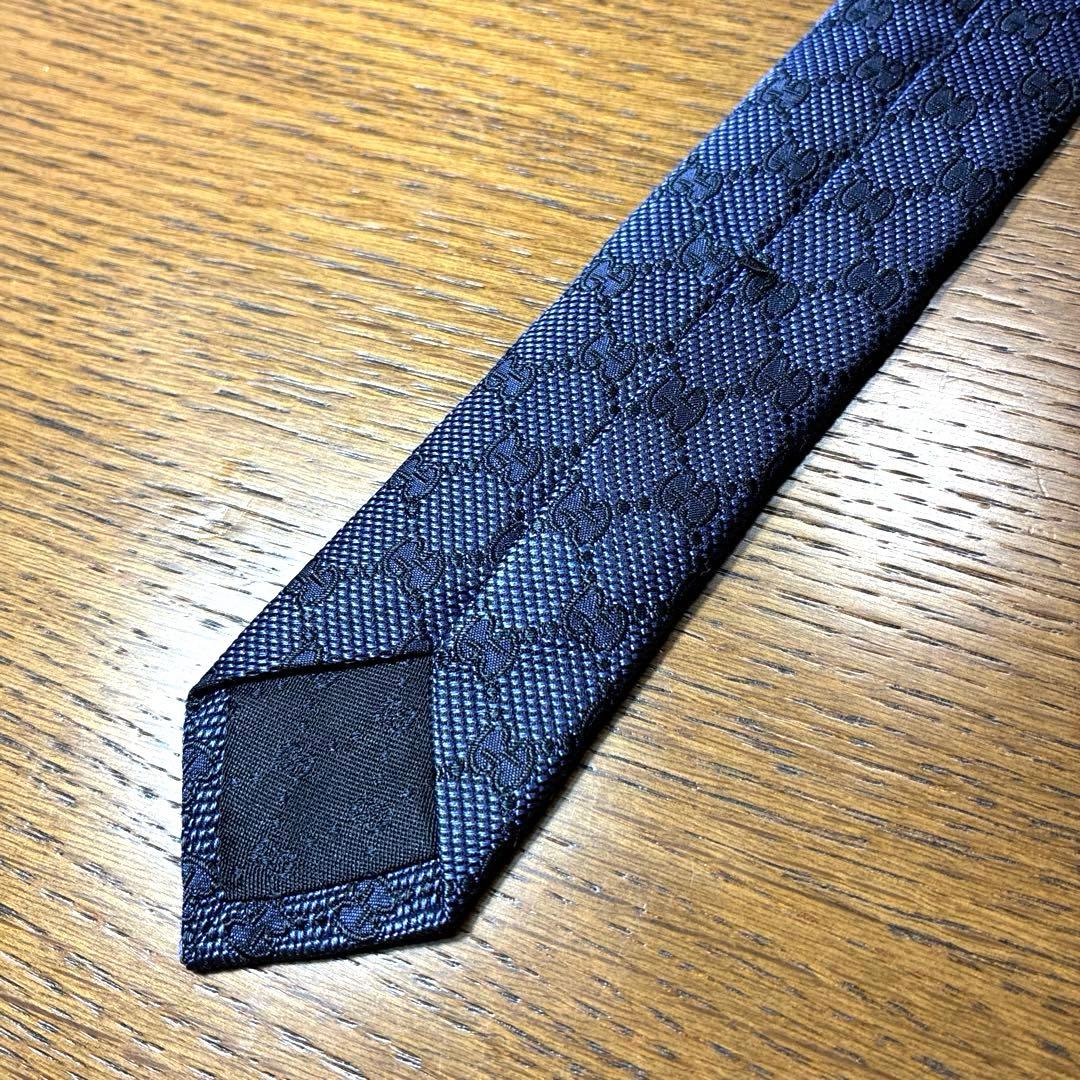 【美品】GUCCI グッチ 紺ネクタイ GG柄