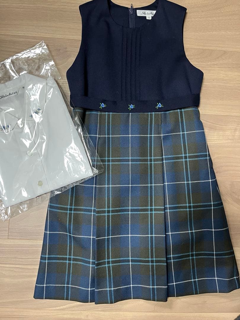 現行品　七里久美子　ジャンパースカート　新品ブラウスセット