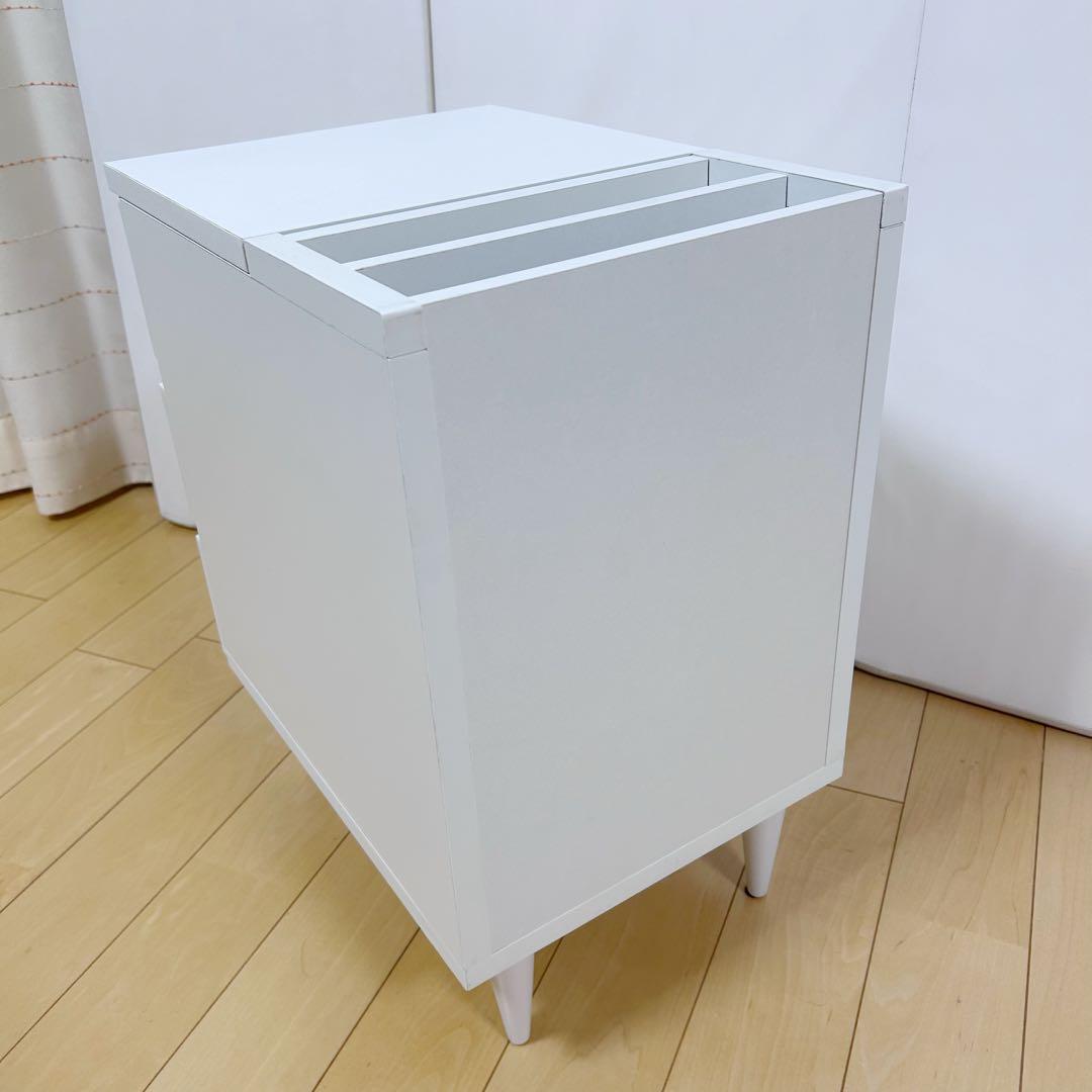 北欧　ナイトテーブル　ホワイト　サイドテーブル　　テーパー丸脚　収納　天然木