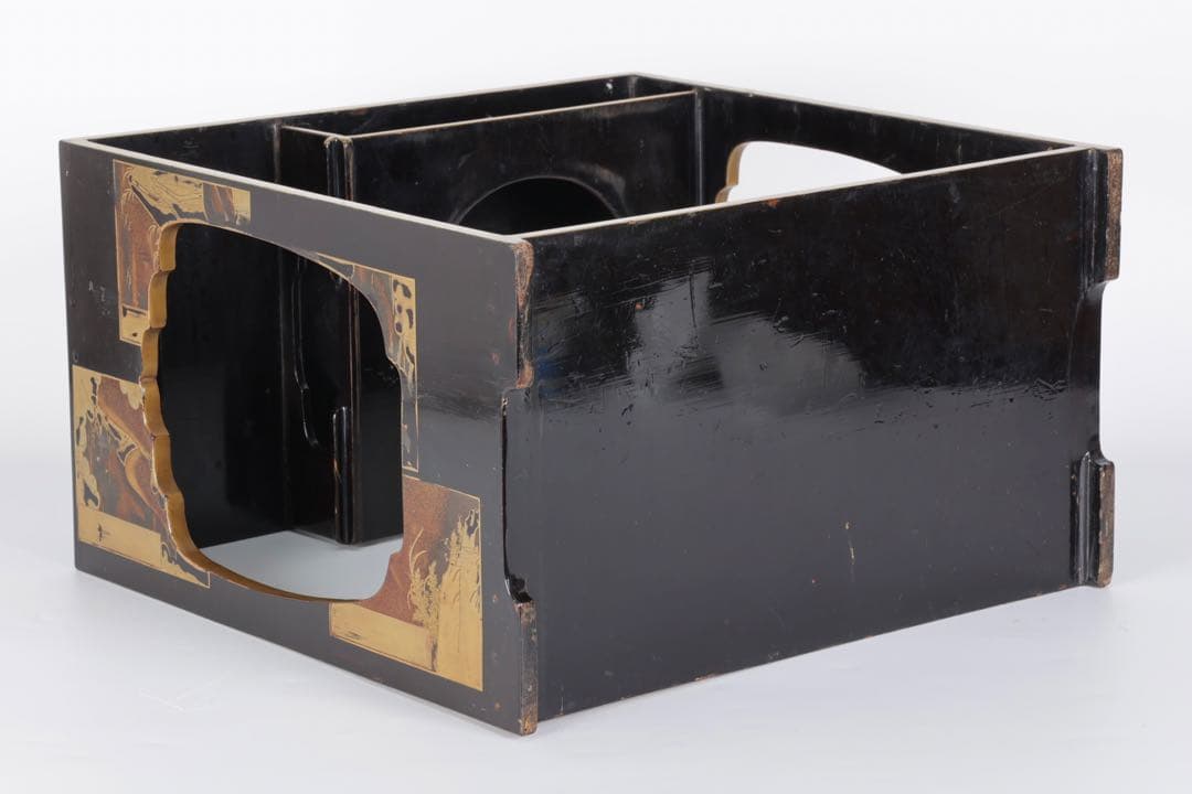 漆塗金蒔絵 野弁当 野点 花見重 重箱 錫製徳利 台付 骨董 古美術漆器　漆