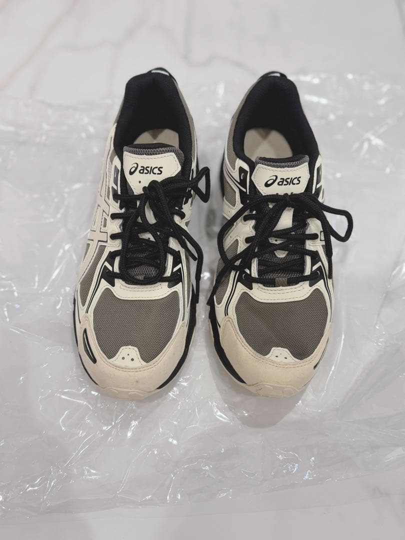 美品☆Asics Gel-Venture6Mink Vanila