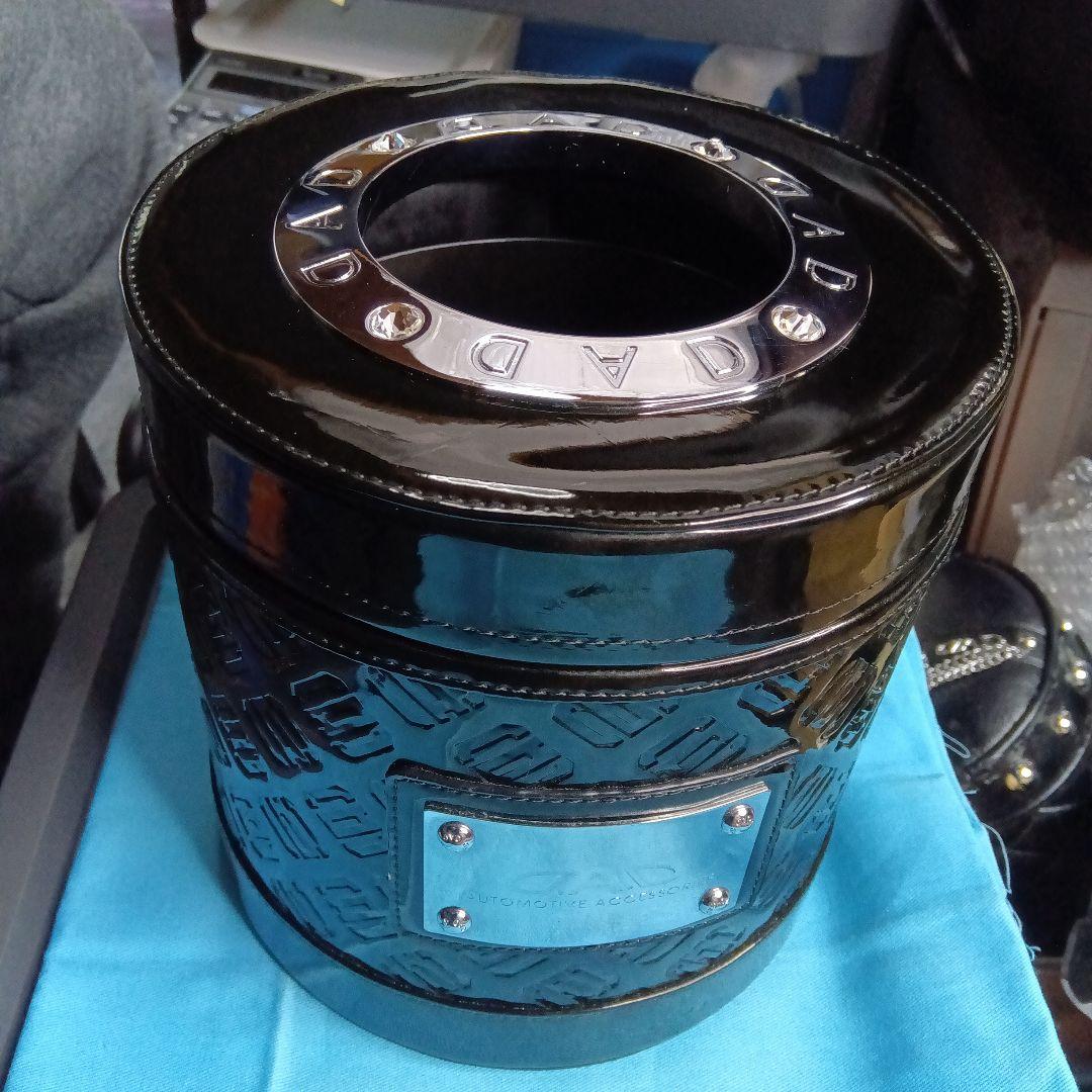 ＤＡＤダストボックスモノグラムレザーエナメルブラック中古品