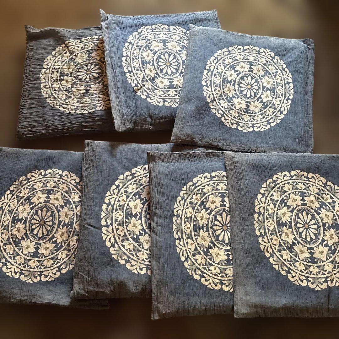 ダークブルー 花柄座布団 7個セット