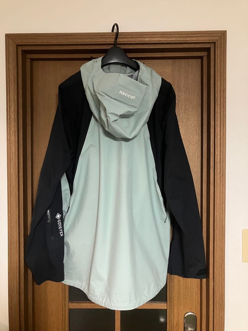 スノーボード Burton Mens AK Goretex TVK 3L JKT