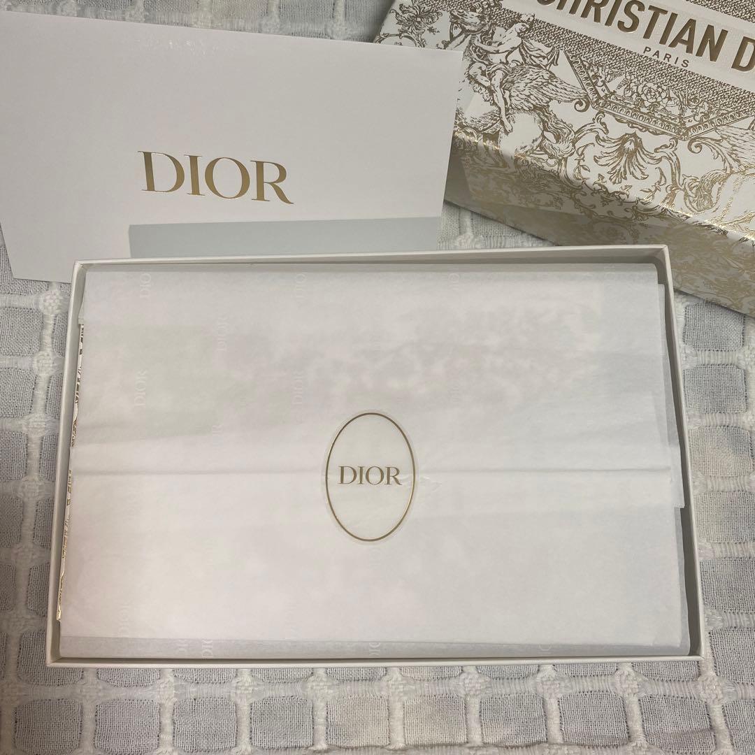 Dior ホリデーオファーセット