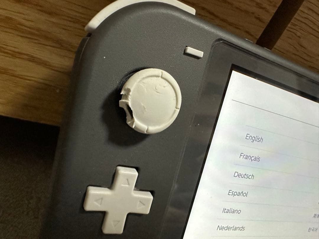 つ*た様 Switchライト