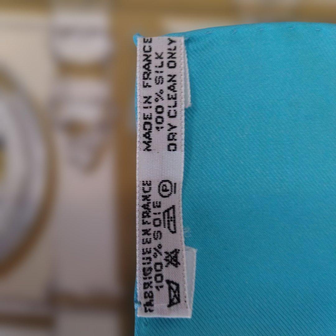 HERMÈS スカーフ 青緑色 金色装飾