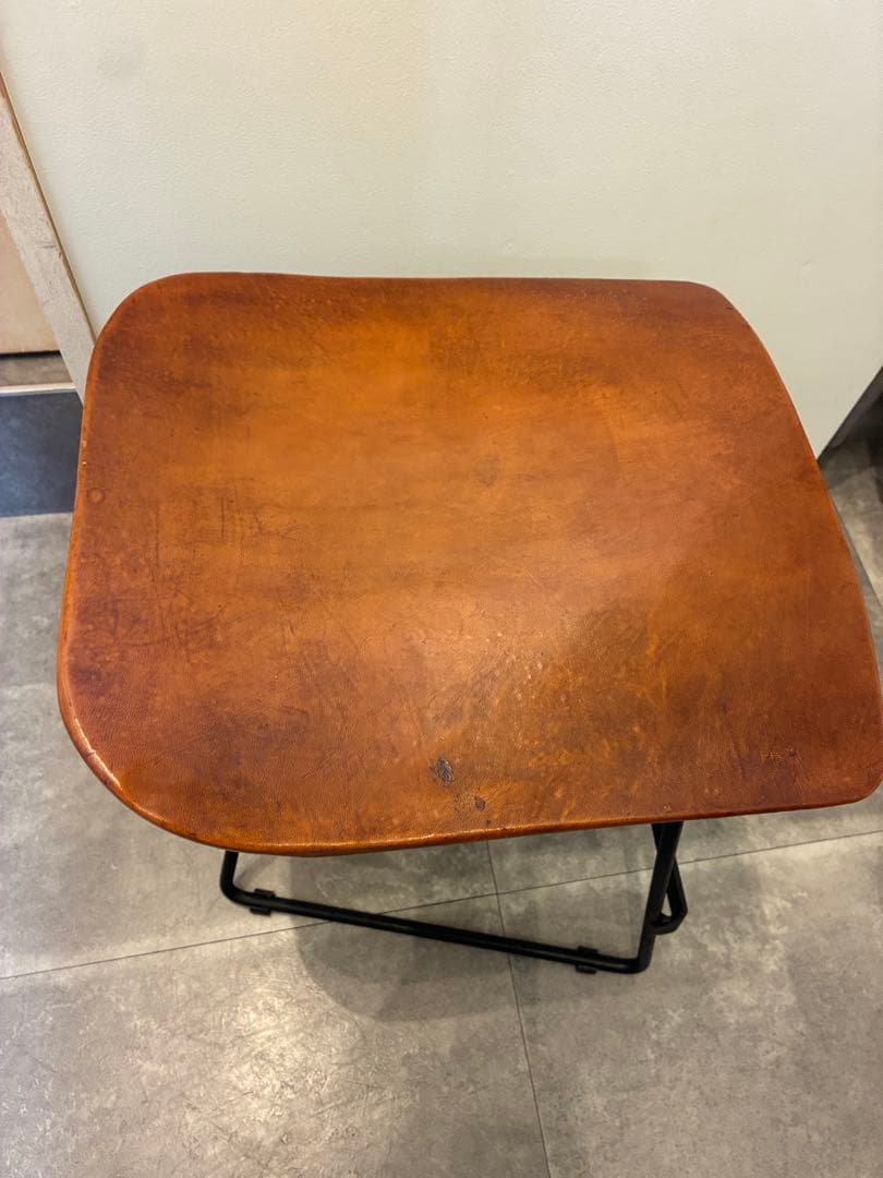 ブラウン木製スツール　2つ