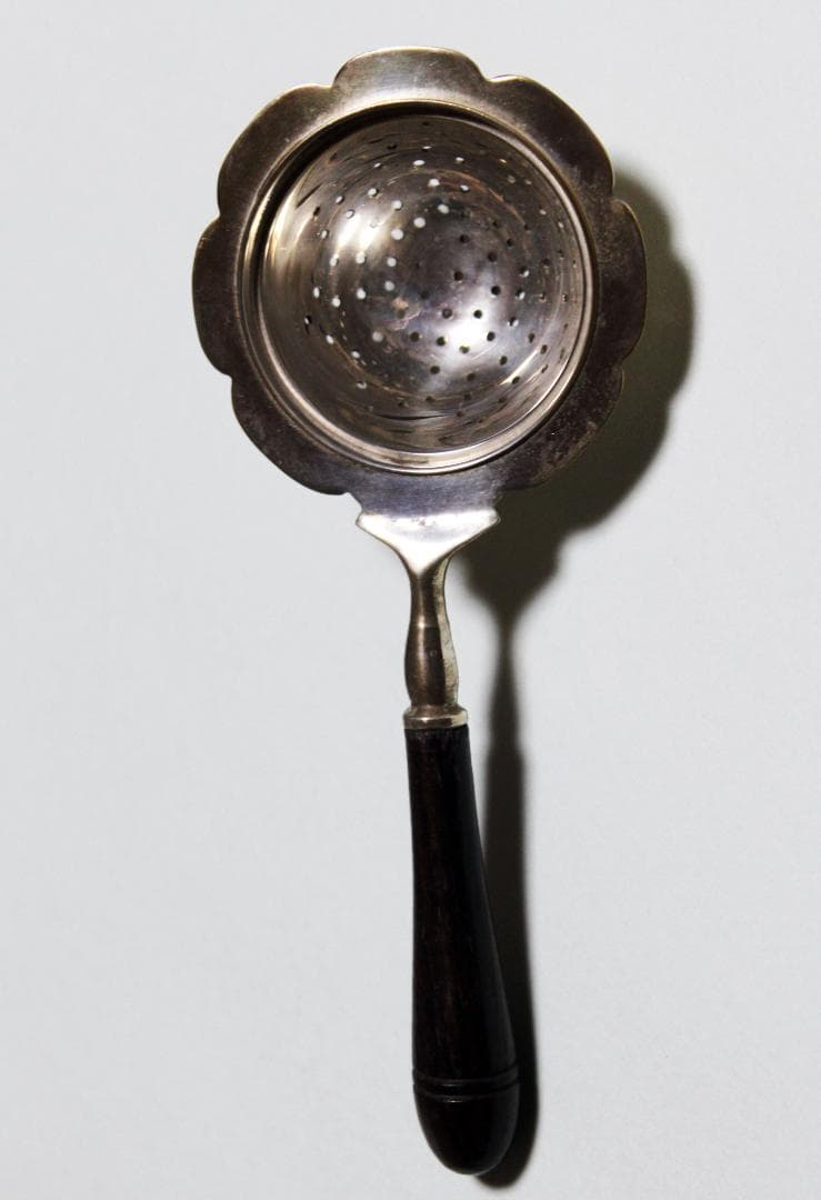 GLEAMINGHOUSE　シルバーティーストレーナー