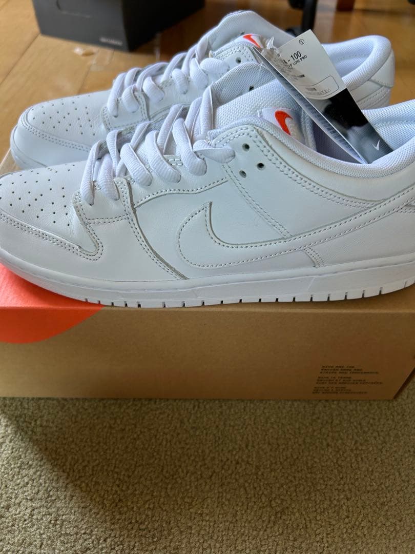 スケートボード nike sb dunk low