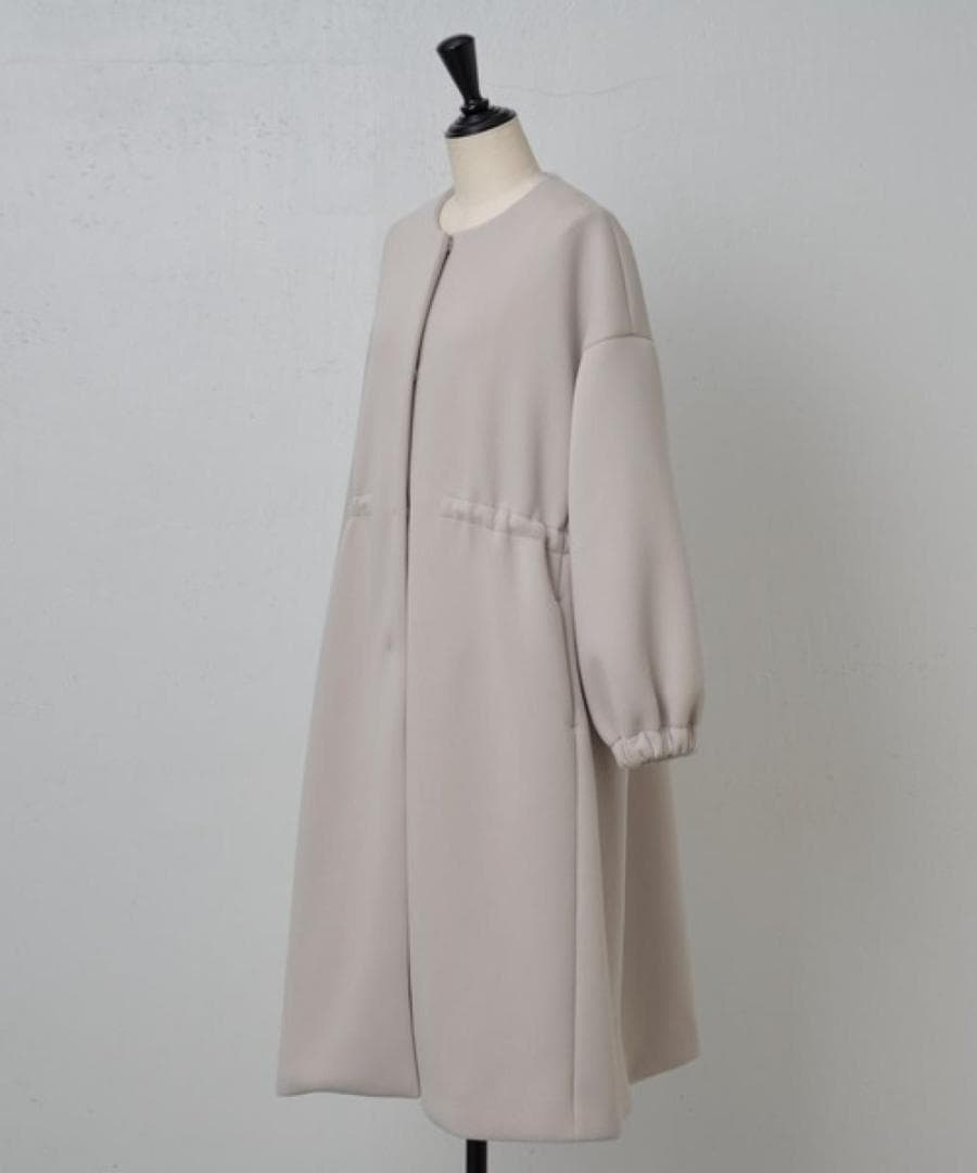 BEARDSLEY ダンボールギャザーコート　ブラック　ビアズリー　ノーカラー