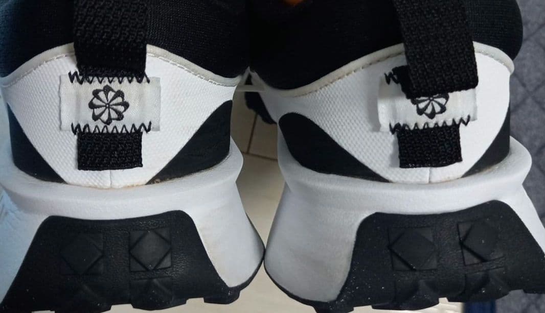 ナイキ　野球トレーニングシューズ(使用物)28センチ