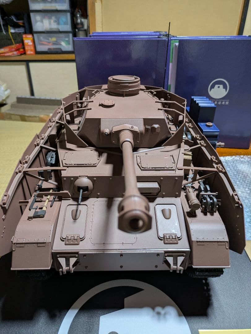 アシェット 週刊 ガールズ&パンツァー Ⅳ号戦車 H型D型改1〜100号　完成品