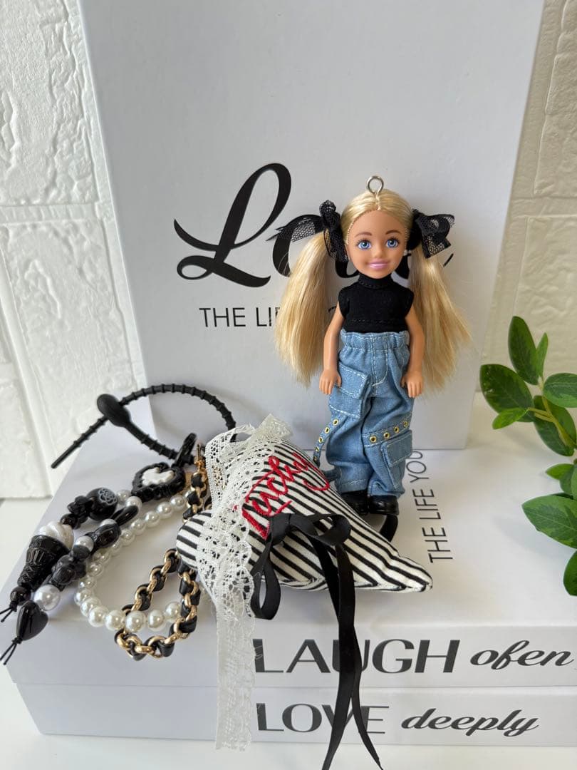 バービーキーホルダー　バービーチャーム　ドールチャーム　Barbie キーリング