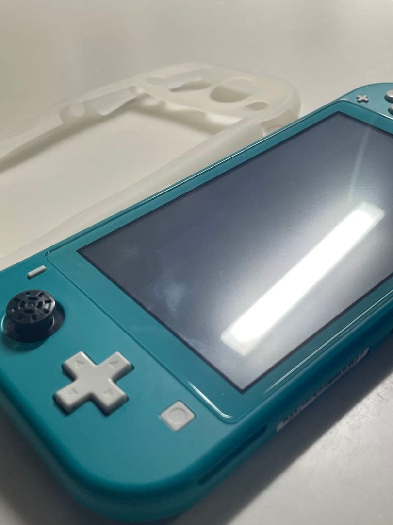 Nintendo Switch Lite ターコイズ 本体 保護ケース付き
