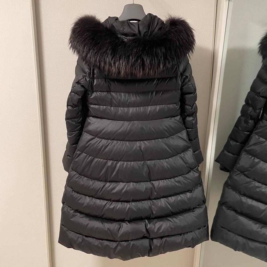 【美品】SKINNWILLE リアルファー付ダウンコート M ブラック ロシア製