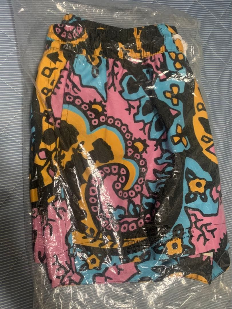 放出品！！新品未使用‼️激レア‼️ ダンヒル　海パン　スイムショーツ　海パン