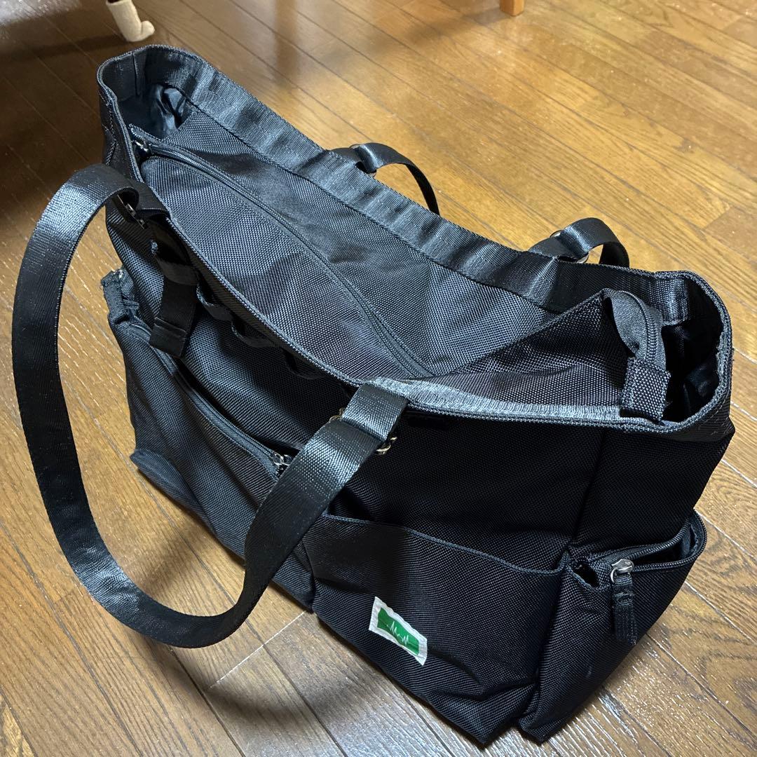 徳井Video ブラックナイロントートバッグ