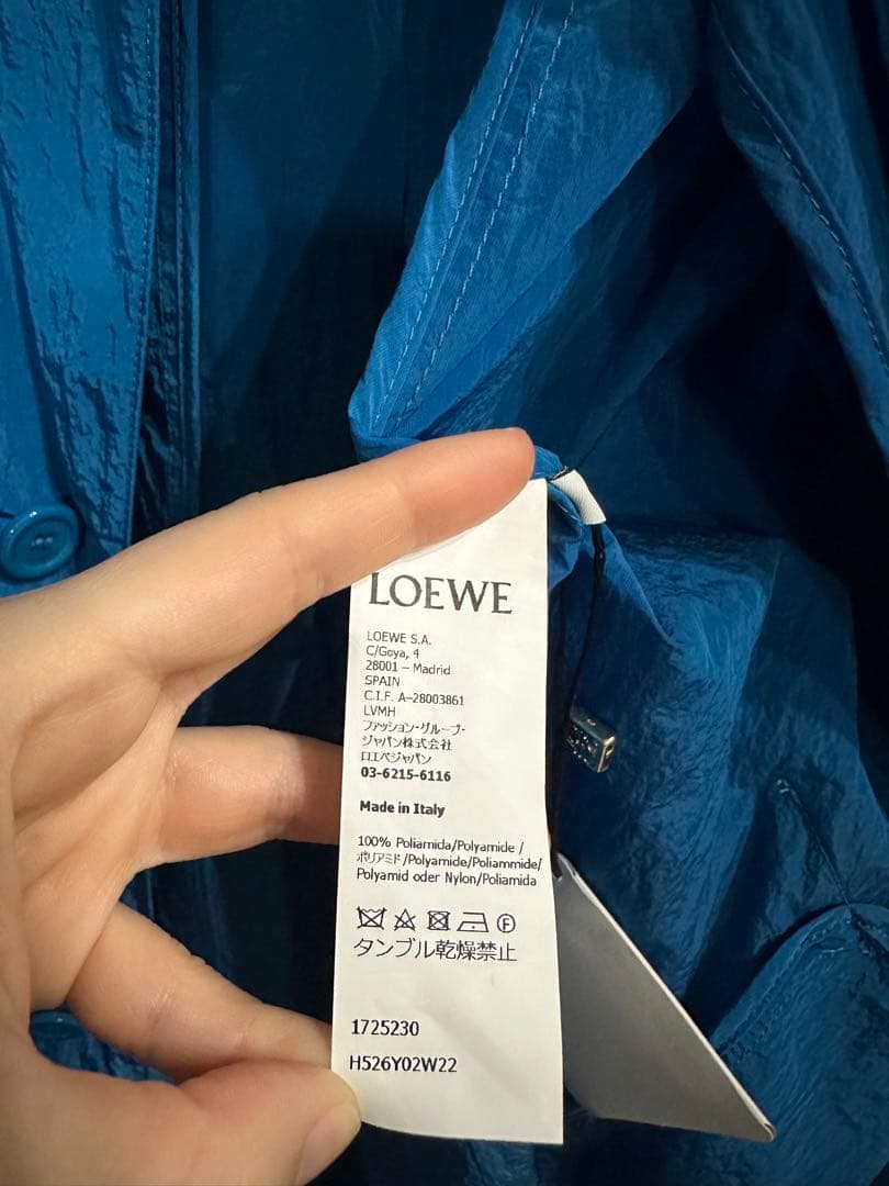 さ*わ様 LOEWE トレンチコート 青 新品タグ付き