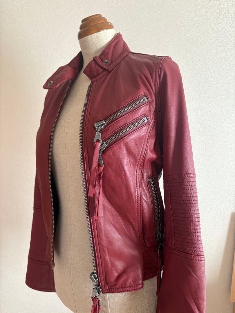 レディース レザージャケット 赤　ライダースジャケット