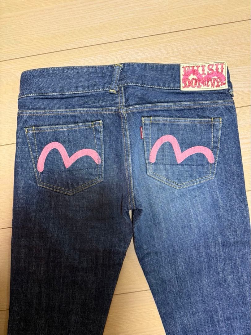 EVISU ブーツカットデニム ピンクペイント