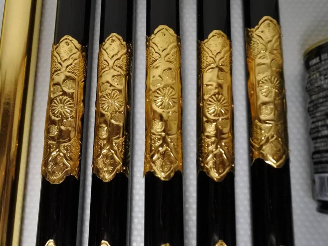 限定値下　総修復品　仏壇用の小柱　年代物の総修復品　木製　本金箔　2971