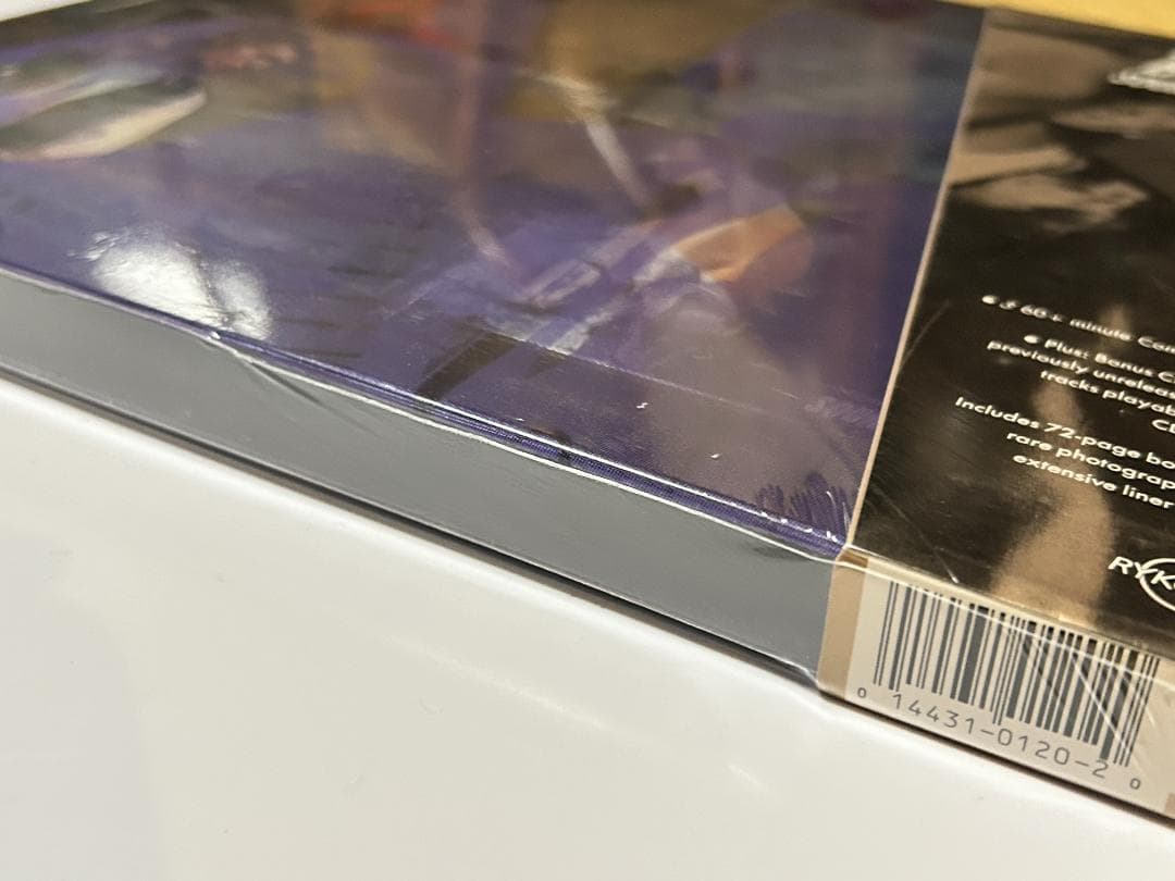 X*Z様 DAVID BOWIE SOUND+VISION 2タイトル　未開封