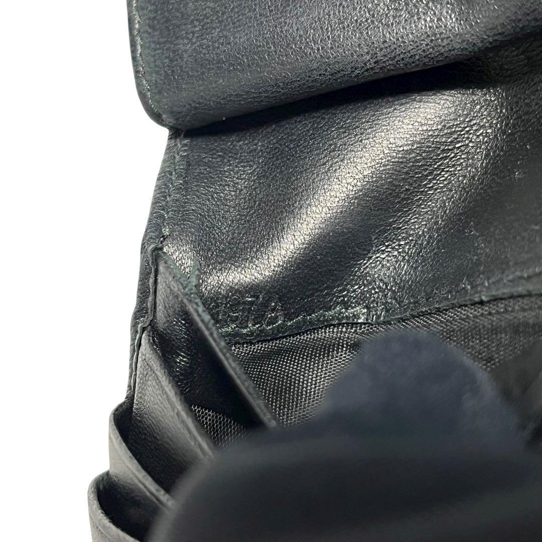 希少✨ミュウミュウ 二つ折り財布 マトラッセ レザー ビジュー ブラック