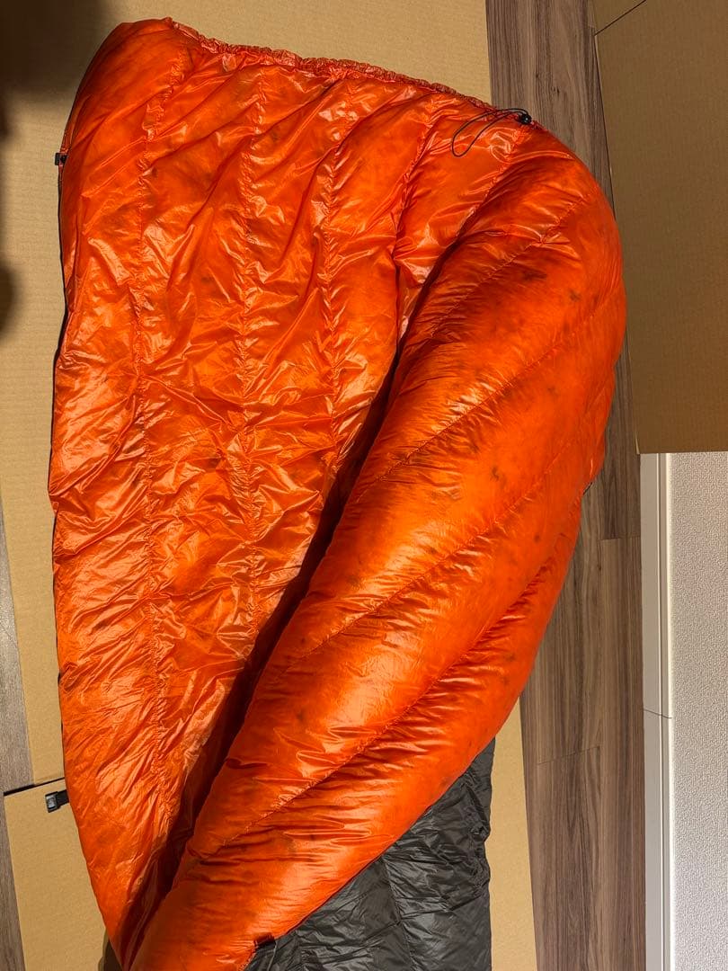 アウトドア寝具 enlightened equipment revelation10F850FP