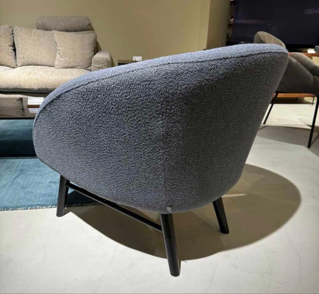1人掛けソファー　moda en casa POD chair