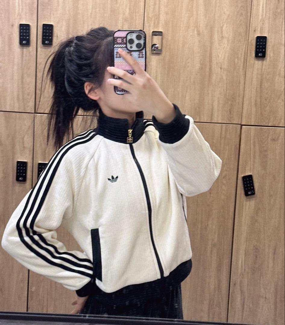 adidas original コーデュロイ　トラックジャケット