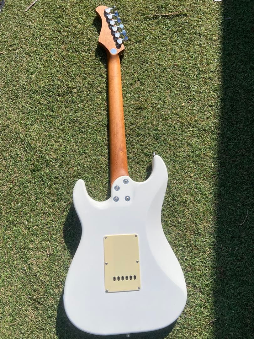 Bacchus エレキギター