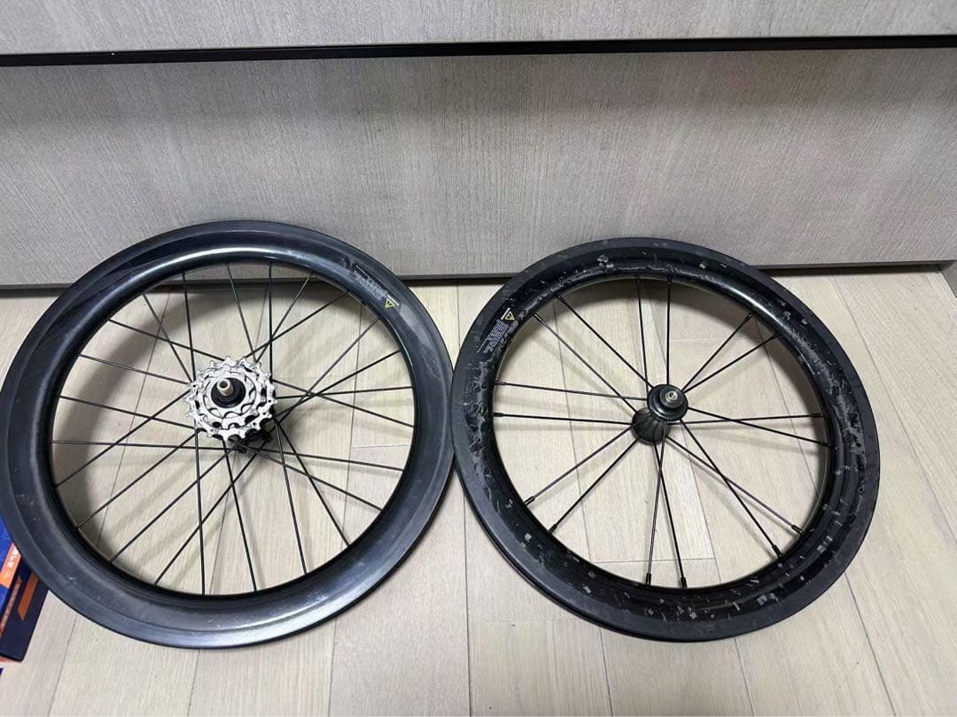 BROMPTON カーボンホイール　未使用品