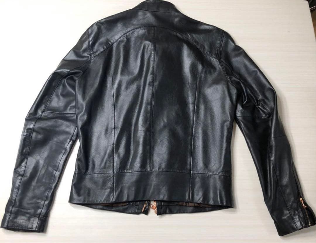 美品✨春秋冬モデル✨アルマーニエクスチェンジ　レザー　ライダースジャケット