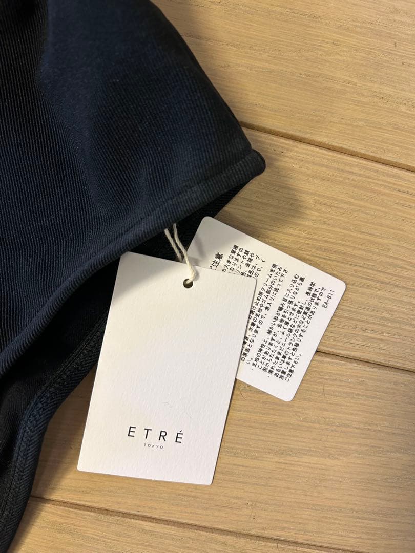 スクエアネックオープンバックスイムウエア　etre tokyo M