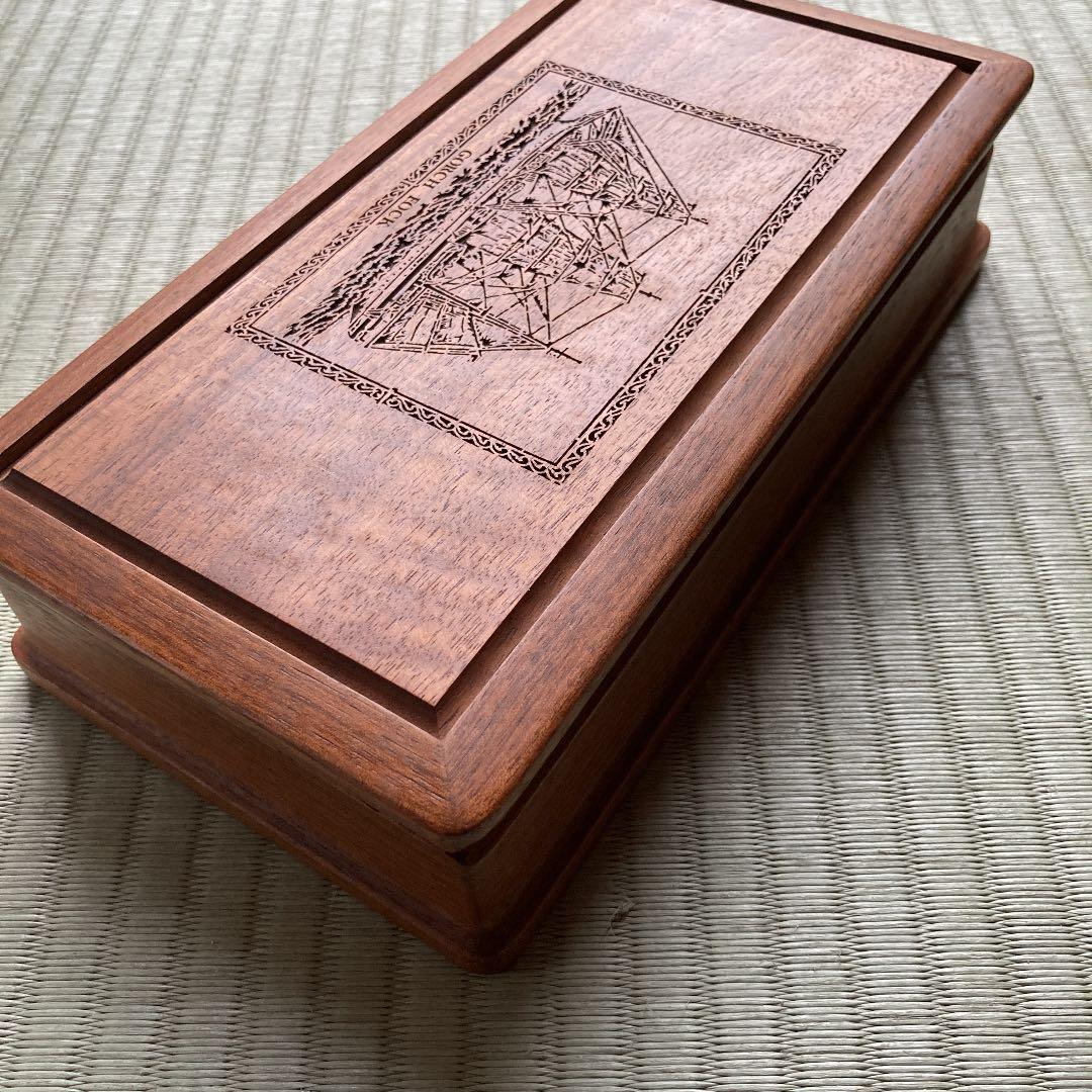 アクセサリーボックス　ウォールナット　レザー加工