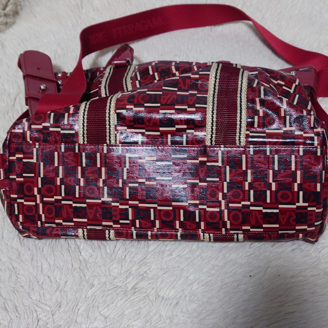 【希少】サルヴァトーレフェラガモ 2way バッグ ロゴ総柄 ボストンバッグ