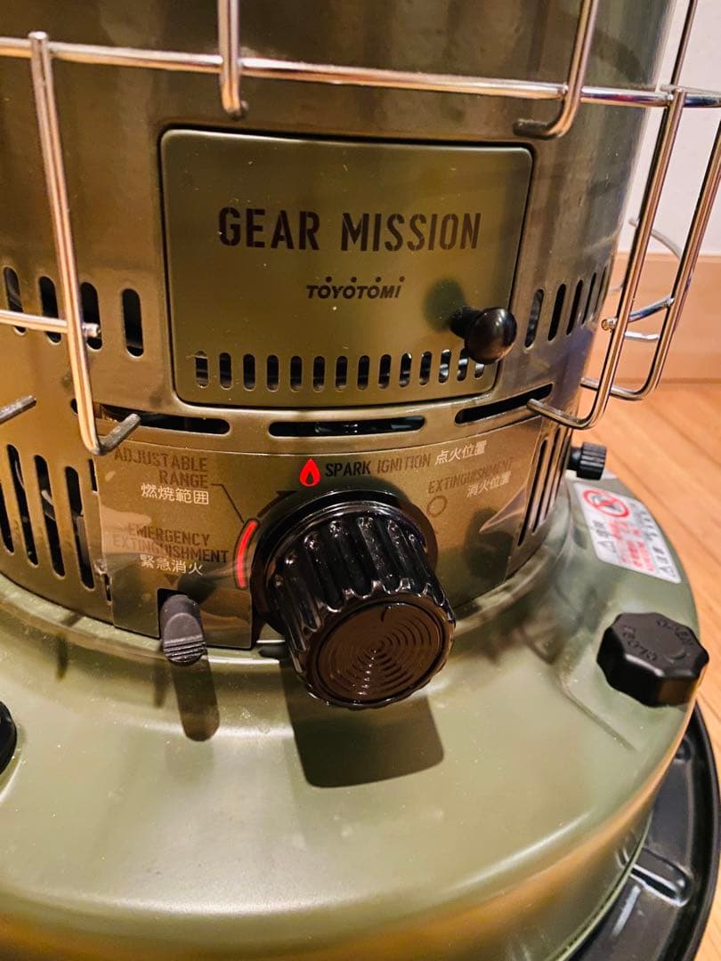 トヨトミGEAR MISSION KS-GE67(G)石油ストーブケース付き