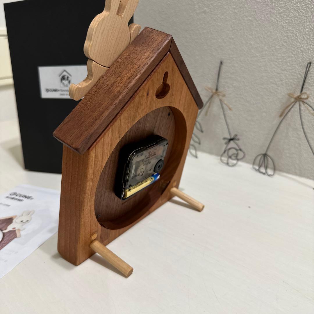 CUNE 木の置き時計