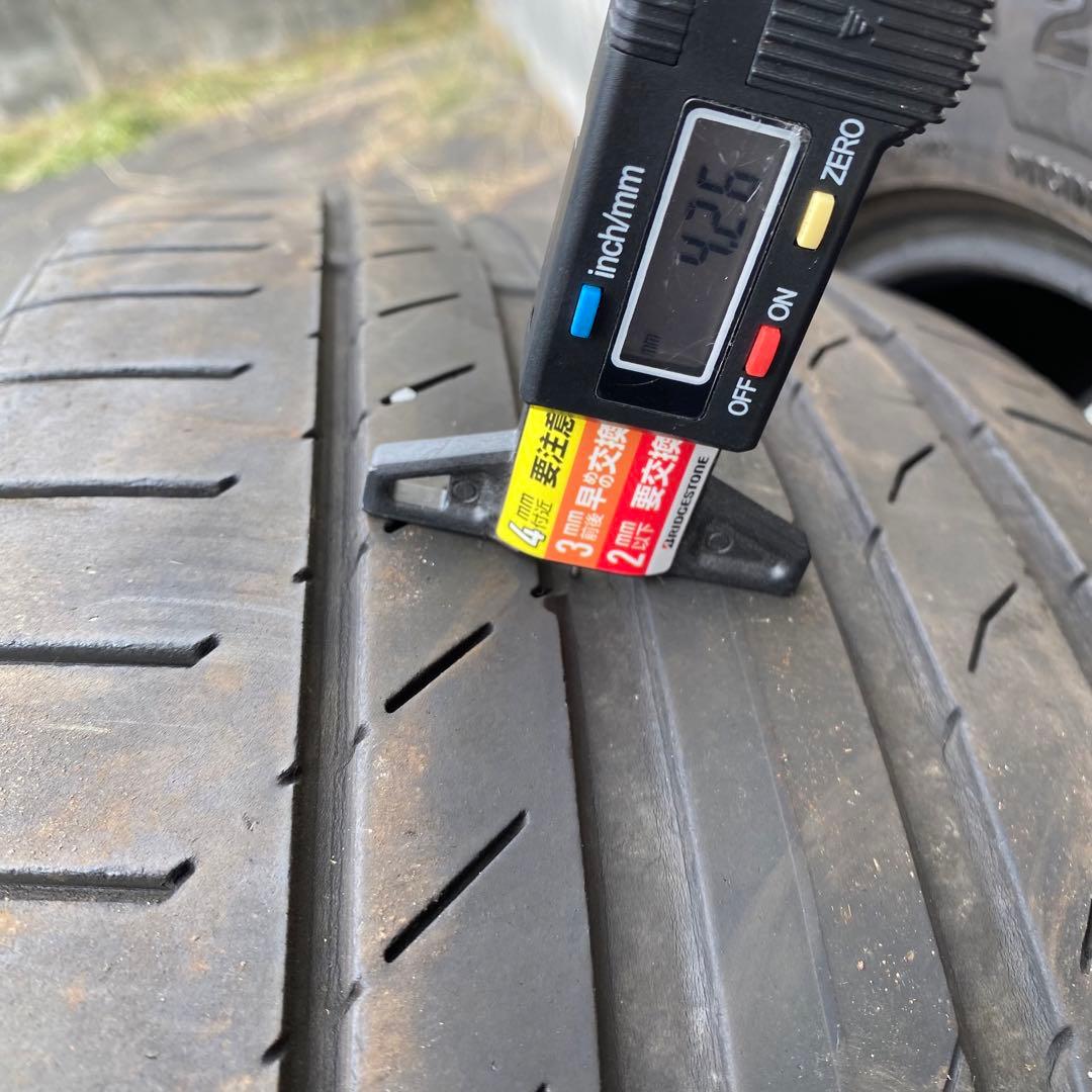 【4本セット送料無料】Continental 235/55R18 100V